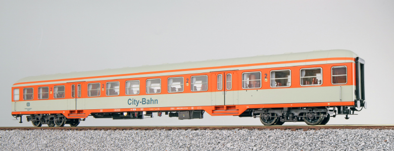 grün DB Bye ESU 36102 Eilzugwagen G36